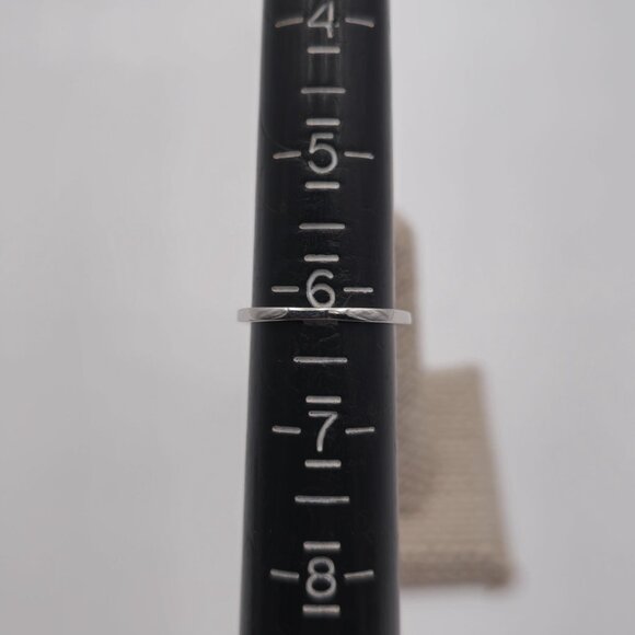 Size 6.25 Sterling Silver Halo Style Cubic Zirconia Ring A2104 - Picture 6 of 8